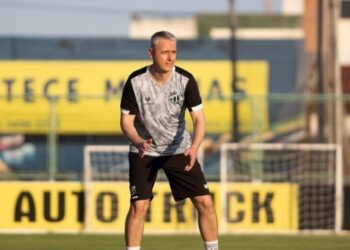Tiago Nunes deixa o Ceará após eliminação na Copa do Nordeste