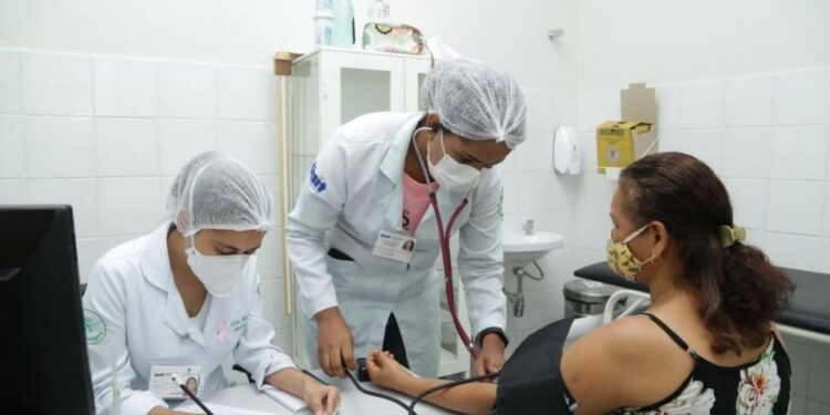 Mais de 62% dos atendimentos de saúde na rede municipal são para mulheres