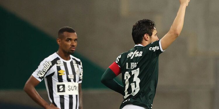 Palmeiras bate Santos e deslancha em 1º lugar no Grupo C do Paulistão