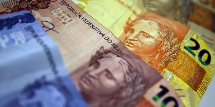 Valores esquecidos a receber de até R$ 1 representam 42,8% dos casos