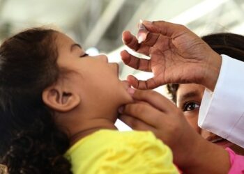 Queda da cobertura vacinal infantil coloca Brasil sob ameaça de surtos de doenças do passado