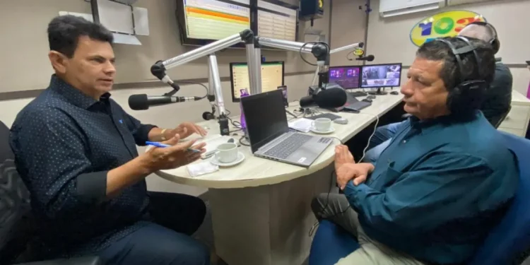 Valmir de Francisquinho deve concorrer ao Governo do Estado e diz que não teme perseguição