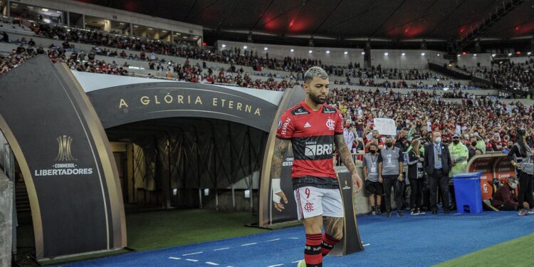Em momento conturbado, Flamengo estreia na Copa Libertadores