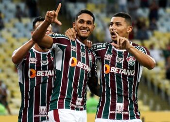 Fluminense começa Sul-Americana com goleada sobre Oriente Petrolero