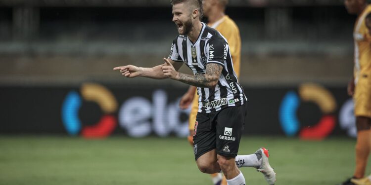 Atlético-MG vence com gols de Eduardo Sasha na Copa do Brasil