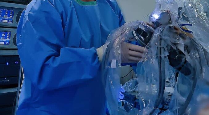Médico alcança a marca de 100 cirurgias robóticas realizadas em Sergipe