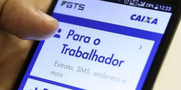 Caixa disponibiliza consulta aos valores do saque extra do FGTS; saiba quem recebe