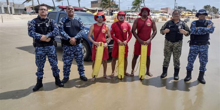 Forças de Segurança e equipes da Saúde garantem a tranquilidade durante o final de semana no litoral estanciano