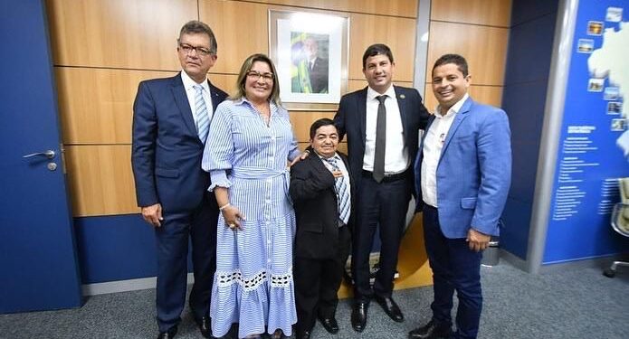 Em Brasília, Janier Mota busca recursos junto ao ministro do Turismo para investir no Sul e Sertão