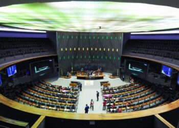 Câmara vota nesta 4ª urgência de projeto das Fake News