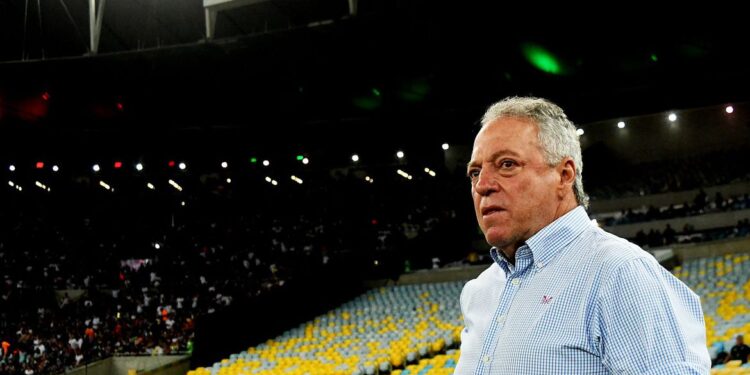 Abel Braga deixa comando técnico do Flu após dois jogos sem vitórias