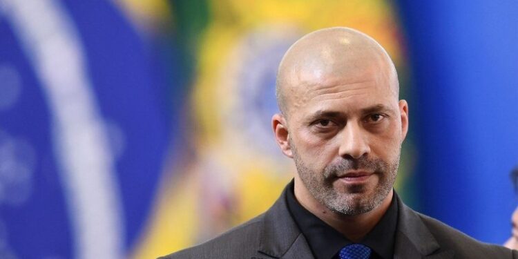 STF condena Daniel Silveira a 8 anos e 9 meses de prisão