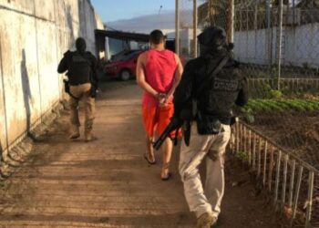 Operação Família Colômbia: Celulares e drogas são apreendidas em cela de líder de grupo criminoso em presídio da Bahia