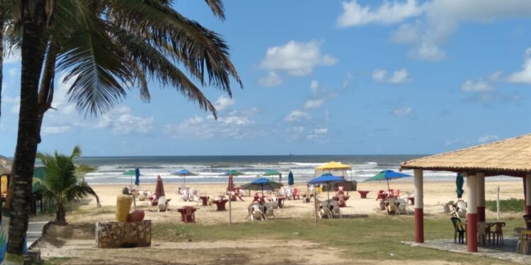 20 praias estão apropriadas para banho no litoral sergipano