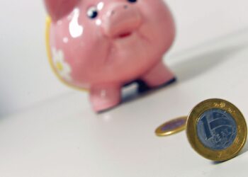 Poupança tem retirada líquida de R$ 46,3 bi até metade de abril