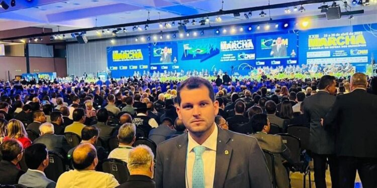 Em Brasília, vereador Neto Batalha representa São Cristóvão e busca melhorias