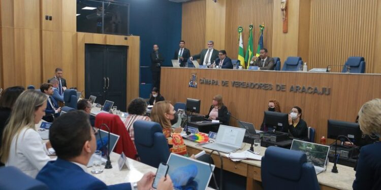 Transporte público: Câmara aprova custeio extra tarifário de gratuidade a PCDs e redução do ISSQN