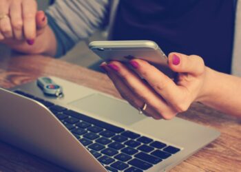 Golpes na internet: advogada orienta sobre prevenção e denúncias