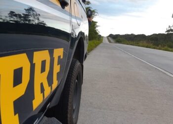 PRF apreende 10 mil blocos cerâmicos transportados irregularmente