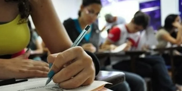 Prouni: amanhã termina prazo para informações da lista de espera