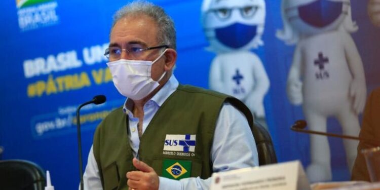 Ministro oficializa fim de emergência sanitária