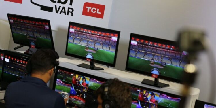 CBF demite diretor do VAR e 9 integrantes da comissão de arbitragem