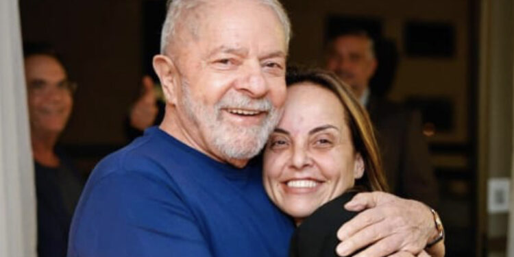 Eleições 2022: Em Sergipe, filha de Lula coloca nome à disposição do PT