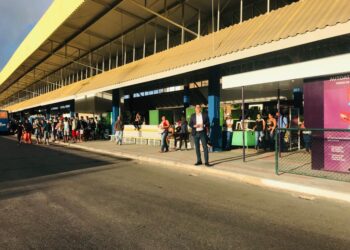 Ricardo Marques retorna ao terminal DIA e constata atraso, sujeira e desorganização