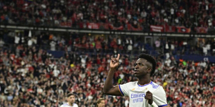 Vinícius Júnior coroa ano perfeito com gol em final de Champions e está entre os melhores do mundo