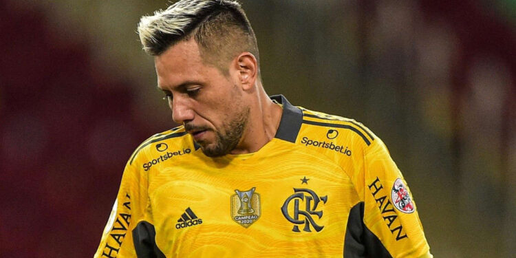 Diego Alves expõe futuro no Flamengo após polêmica com Paulo Sousa e agita torcida na web