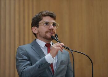 Breno Garibalde faz alerta sobre os falsos biodegradáveis