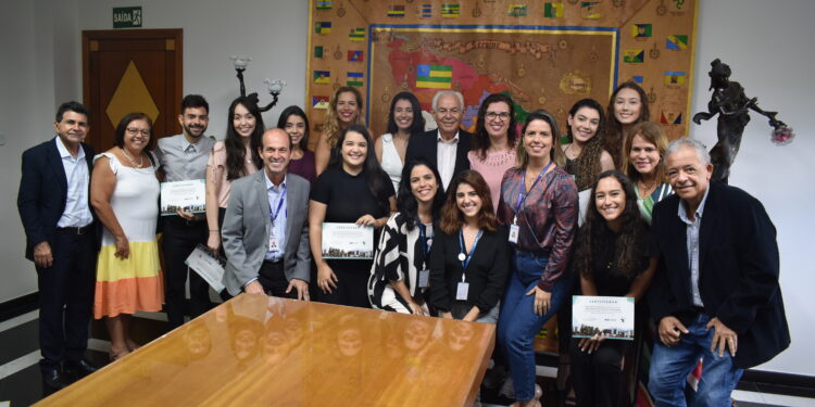 Alunos de Medicina são aprovados em programa de internato nos EUA