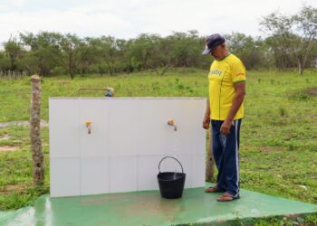 Governo do Estado beneficia 130 famílias de Campo do Brito com água de qualidade