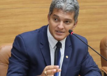 Dr. Samuel solicita ampliação das linhas de ônibus em Socorro