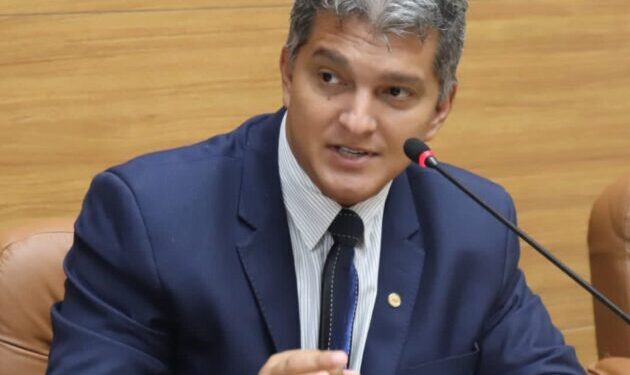 Dr. Samuel solicita ampliação das linhas de ônibus em Socorro