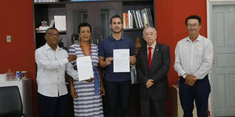 Presidente Luciano Bispo destina emendas a entidades culturais