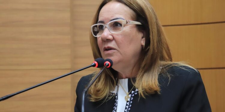 Unale: Goretti Reis destaca evento que engloba Comissões de Saúde