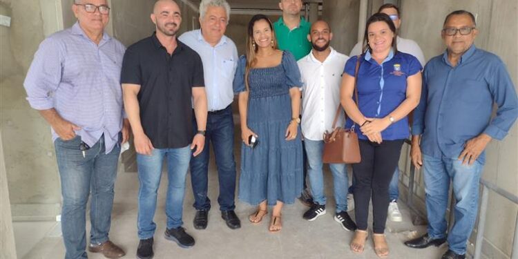 Prefeito é convidado a conhecer instalações de novo empreendimento do Grupo Guanabara em Estância
