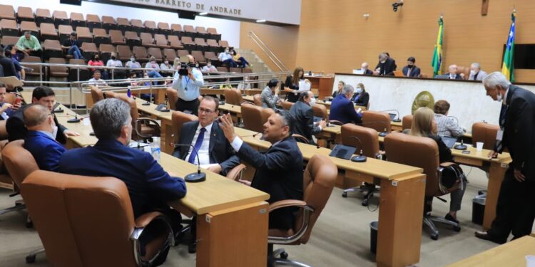 Aprovado aumento de limite de consignação para servidores públicos