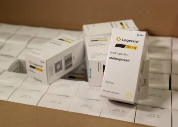 SUS receberá antiviral contra covid-19 distribuído pela Fiocruz