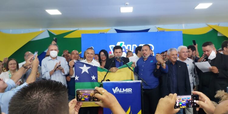 Valmir confirma pré-candidatura ao governo
