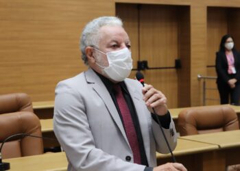 Gualberto reivindica recuperação asfáltica da estrada de acesso ao Cristo Redentor em São Cristóvão