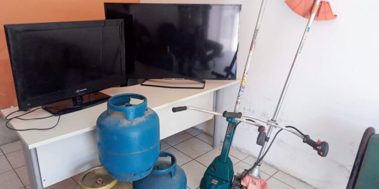 Policia Civil e Guarda Municipal recuperam objetos furtados de chácara no Povoado Aguilhada, em Pirambu