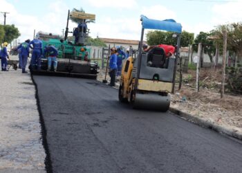Governo de Itabaiana inicia pavimentação asfáltica na Avenida Padre Airton Gonçalves, no Bairro São Cristóvão