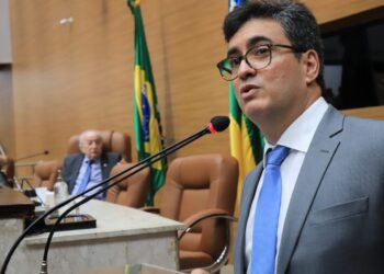 Ipesaúde: George Trindade presta contas da pasta aos deputados