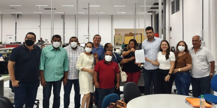 Sindicatos assinam Acordo Coletivo de Trabalho 2022/2023 da FHS