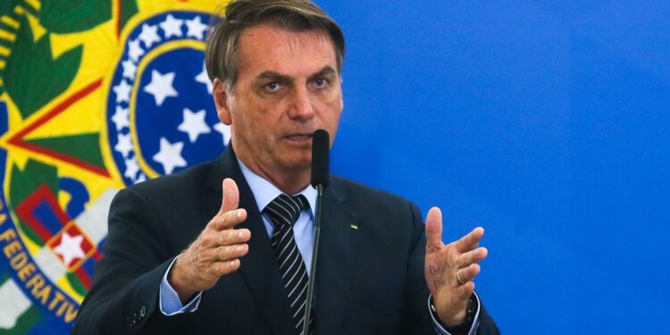 Bolsonaro determina envio de equipes para região afetada pelas chuvas no nordeste