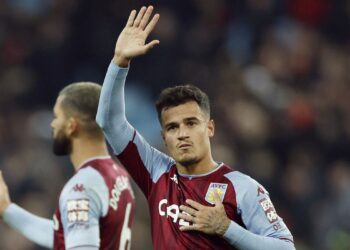Philippe Coutinho troca Barcelona pelo Aston Villa por R$ 106 milhões