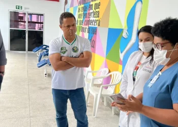 Samuel se compromete em buscar recursos para o Amparo de Maria