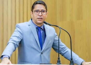 Ricardo Marques questiona por que vereadores não tiveram acesso a planilha de custos das empresas de ônibus